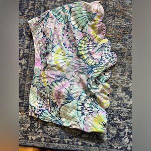 Size 4 Lilly Pulitzer scalloped shorts